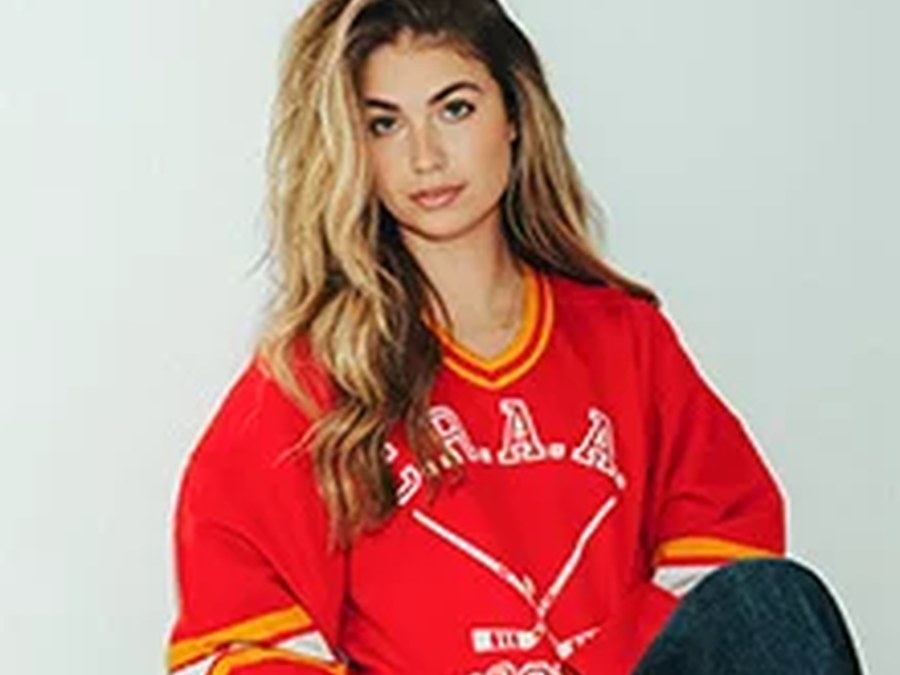 Roxy Dekker