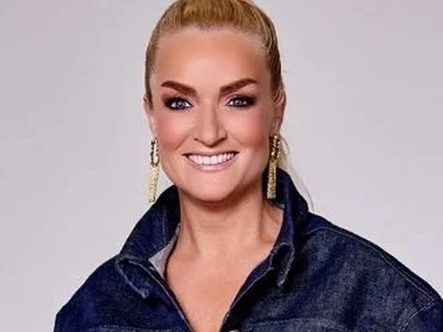 Samantha Steenwijk